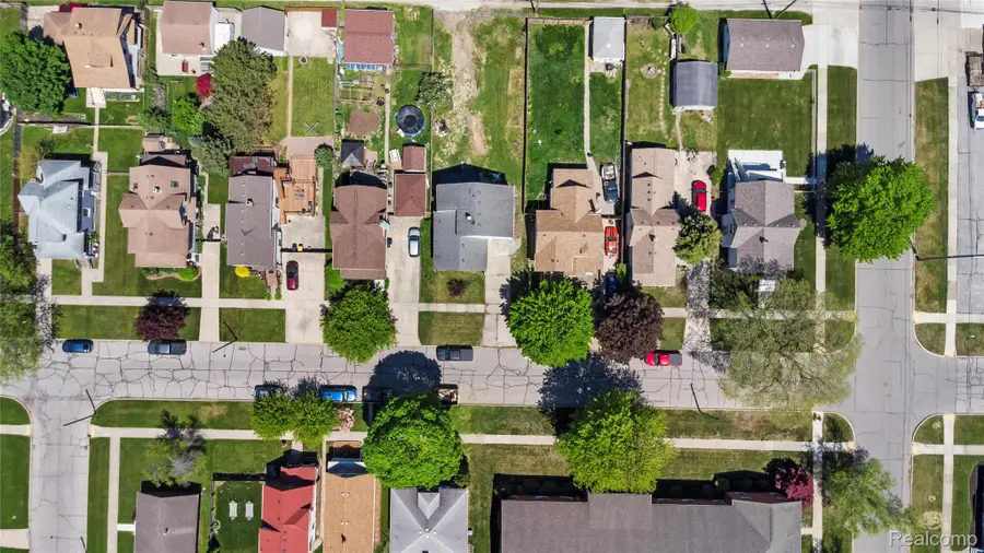 532 Chestnut Street, Wyandotte, MI 48192 - Image #3