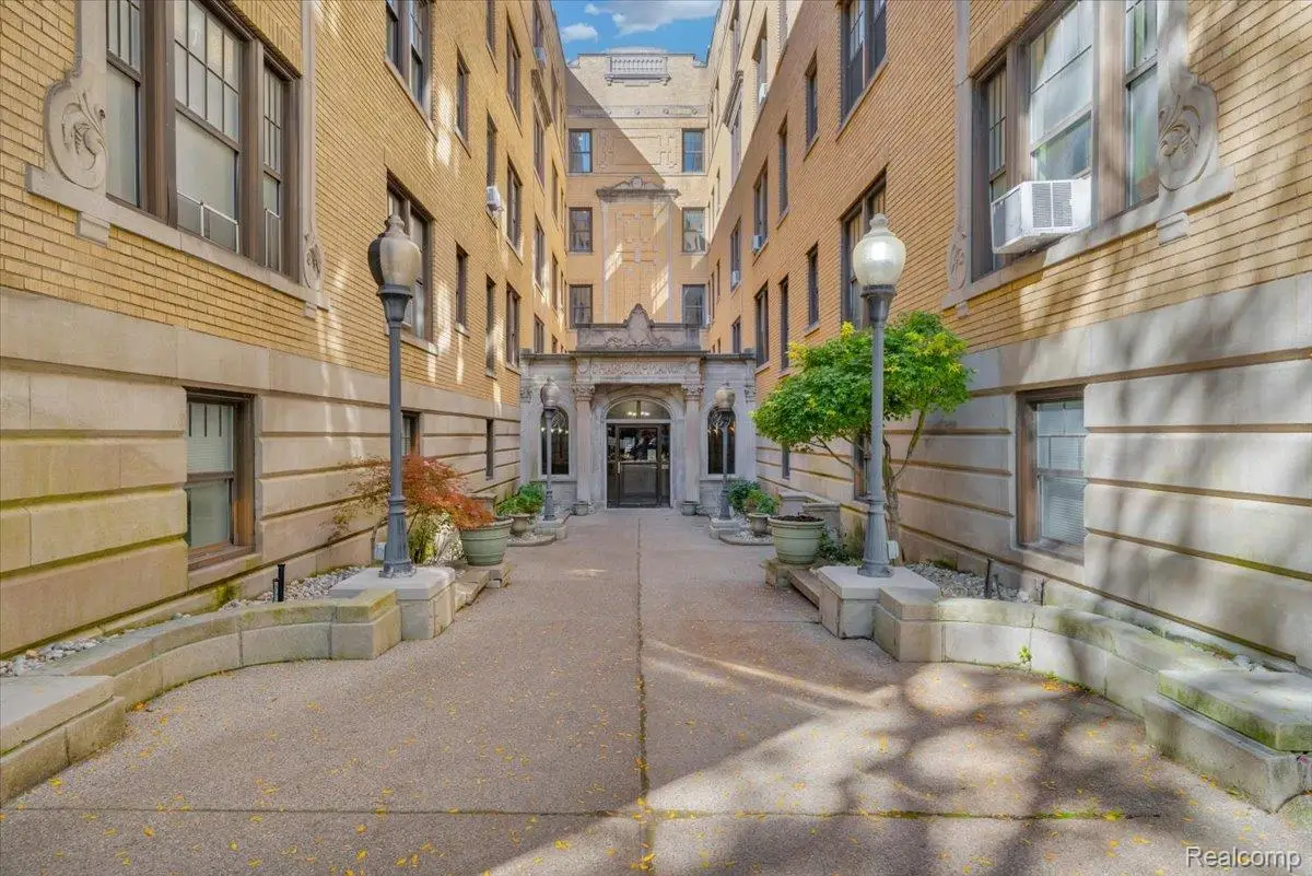 120 Seward Street #209, Detroit, MI 48202 - Image #1
