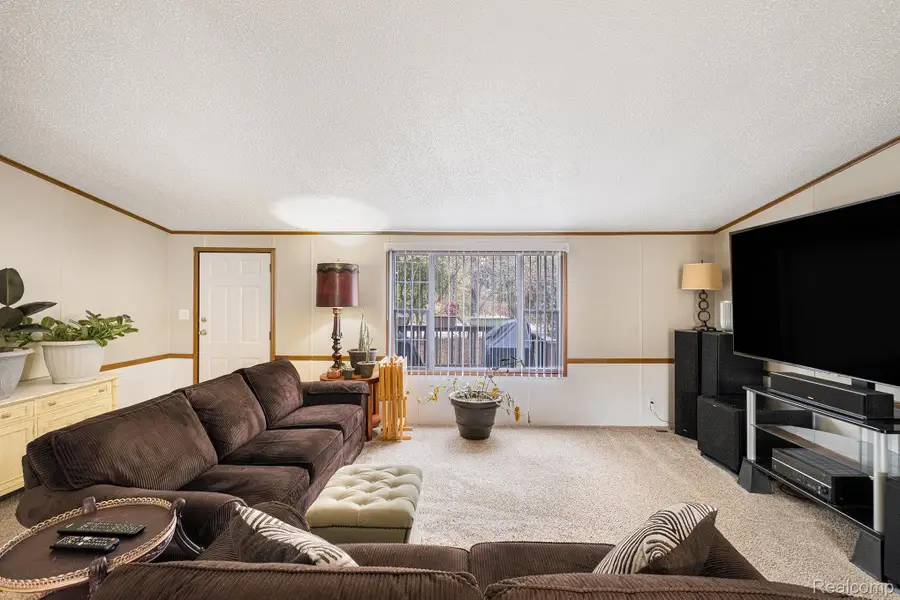 11311 N Lake Drive, Fenton, MI 48430 - Image #3