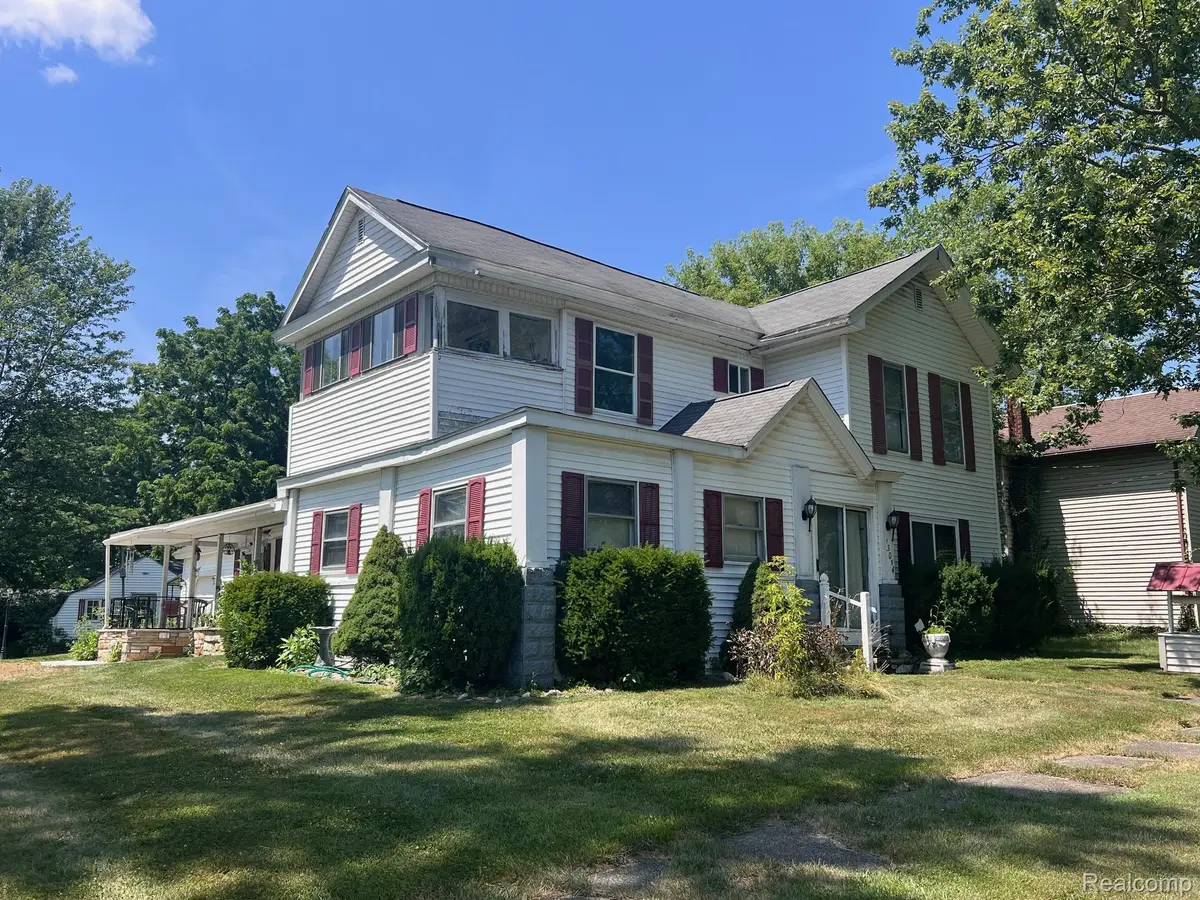 13054 Shaftsburg Road, Perry, MI 48872 - Image #1