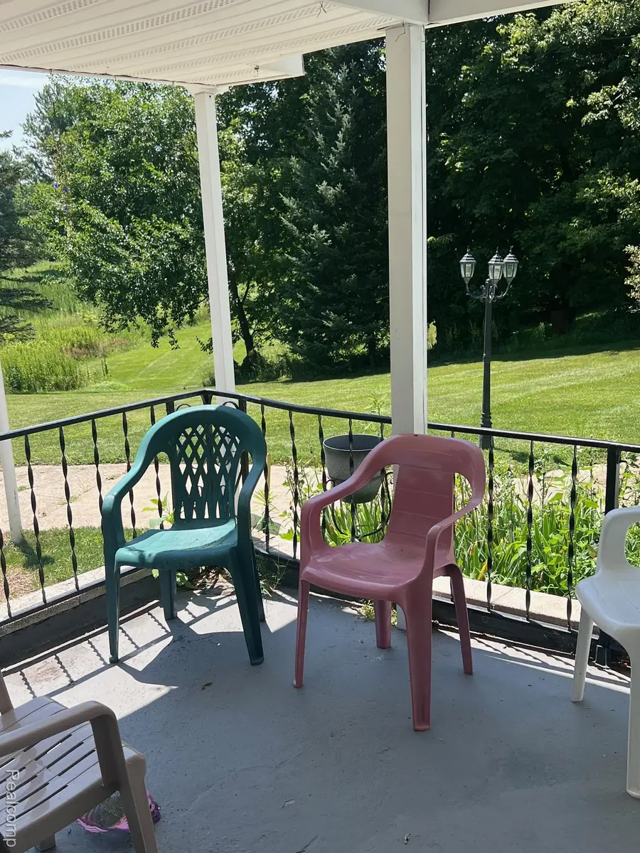 13054 Shaftsburg Road, Perry, MI 48872 - Image #2