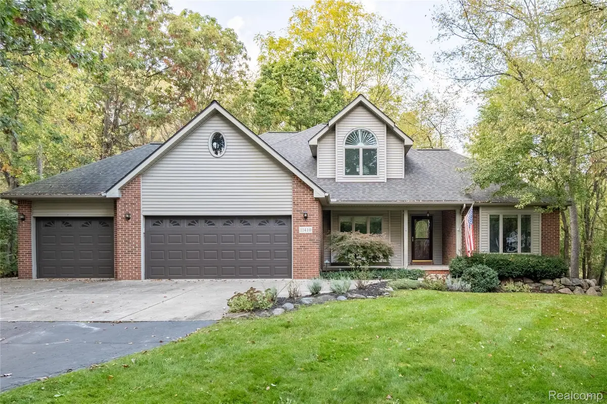 11410 Tall Shadows Court, Pinckney, MI 48169 - #1