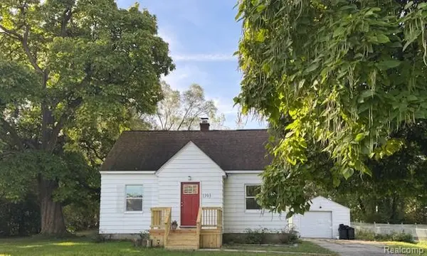 1393 W Stanley Road, MtMorris, MI 48458