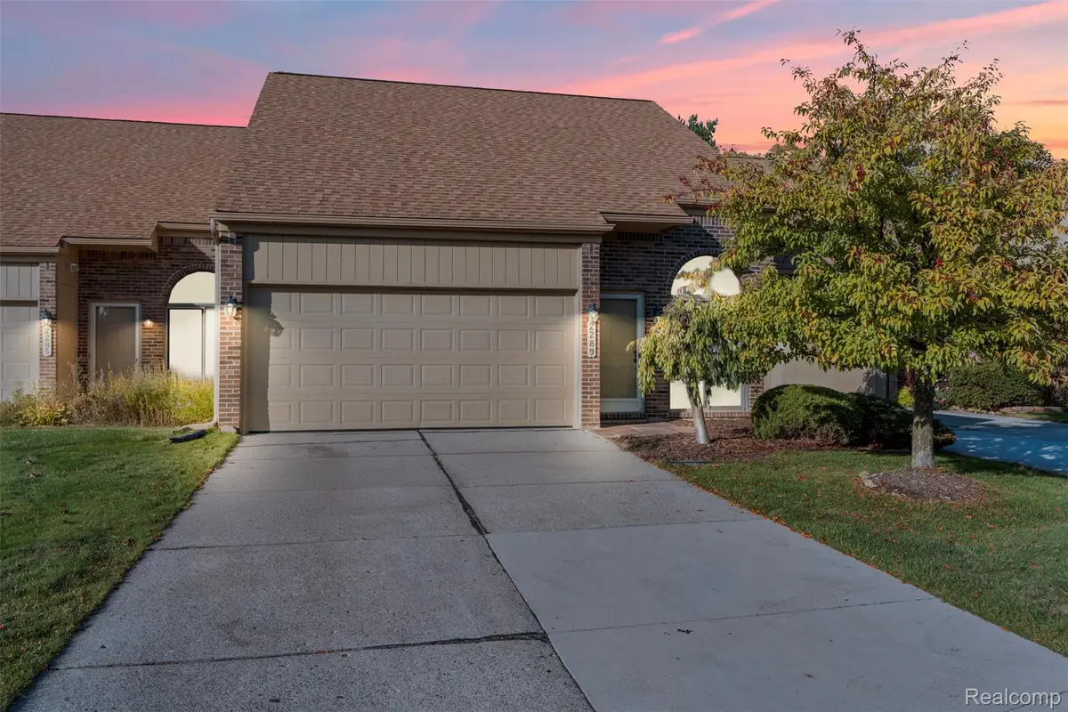 2289 Rochelle Park Drive, Rochester Hills, MI 48309 - Image #1