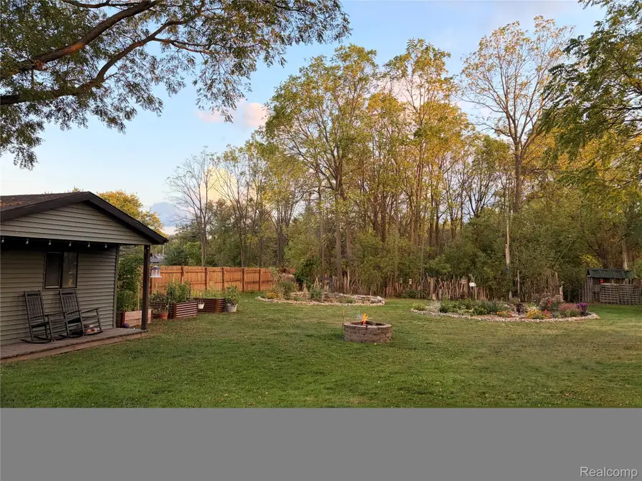 9216 Davison Road, Davison, MI 48423 - Image #2