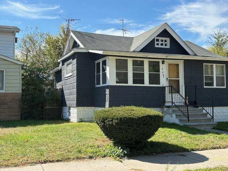 5047 Anatole Street, Detroit, MI 48236 - Image #2