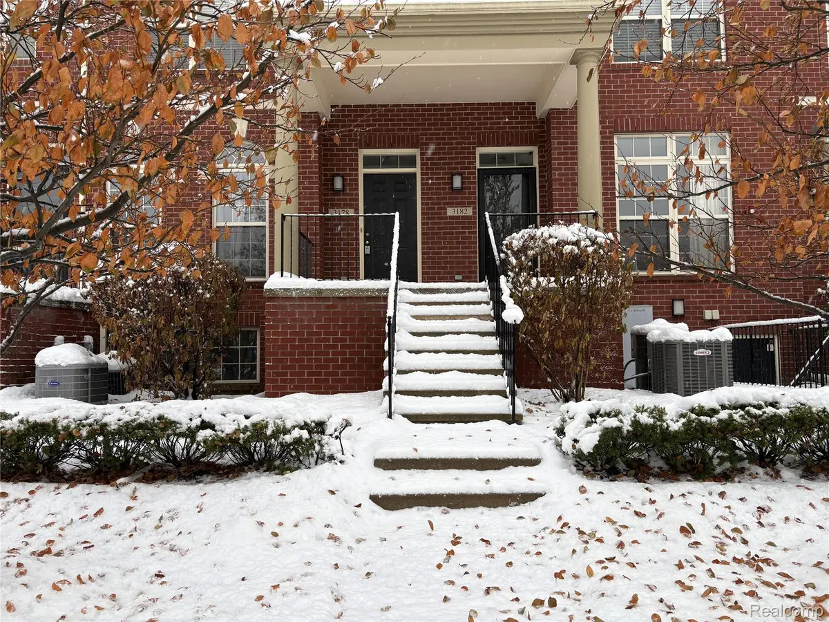 3178 Camden Drive #83, Troy, MI 48084 - Image #1
