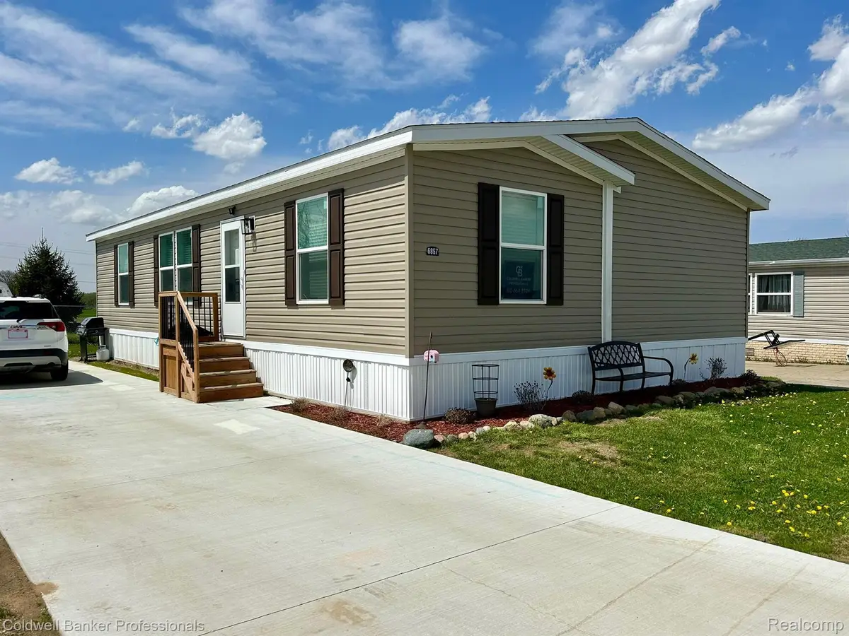 6857 Sewan Drive, North Branch, MI 48461 - Image #1