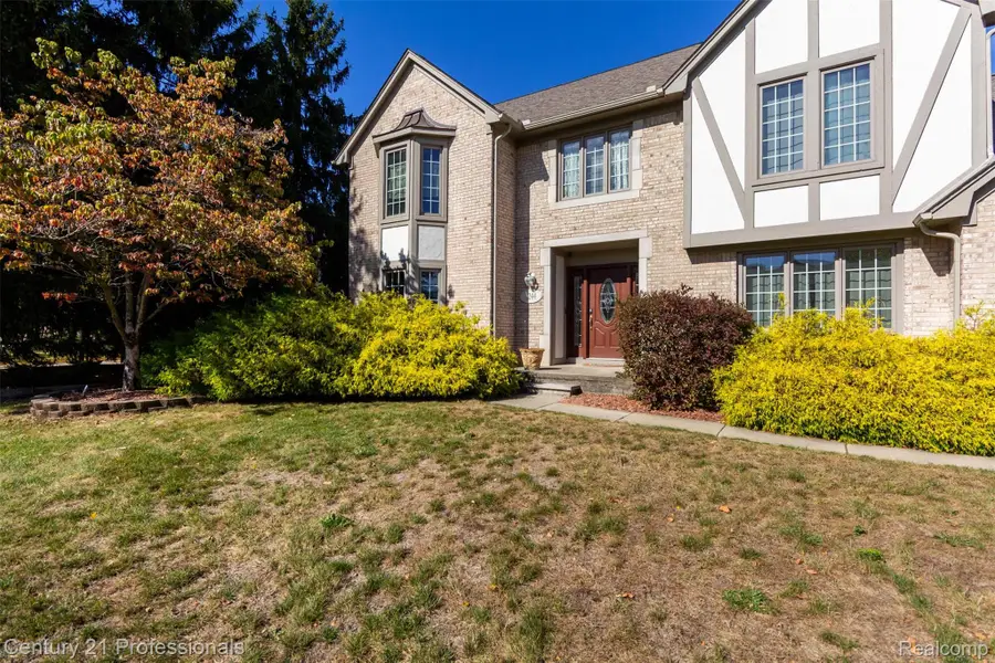 1244 Rothwell Drive, Troy, MI 48084 - Image #3