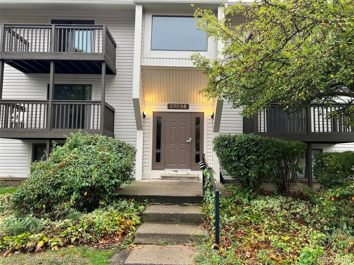 30056 W 12 Mile Road #78, Farmington Hills, MI 48334 - Image #1