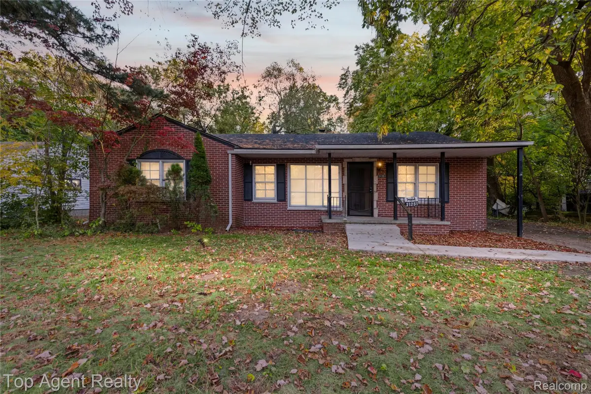 21251 8 1/2 Mile Road, Southfield, MI 48075 - Image #1