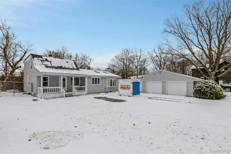 18240 Webster Avenue, Southfield, MI 48076 - Image #2