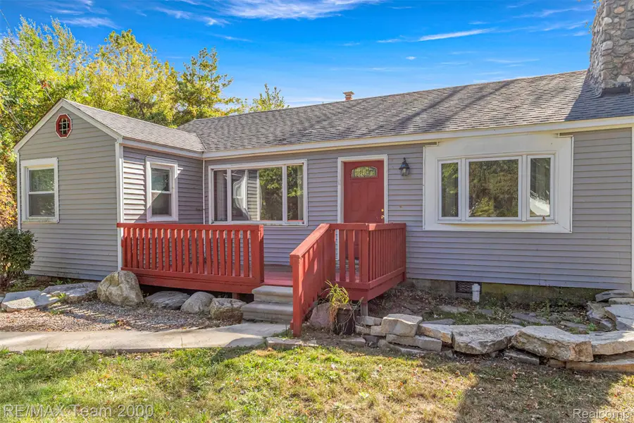 23608 Glenwood Street, Clinton Township, MI 48035 - Image #3