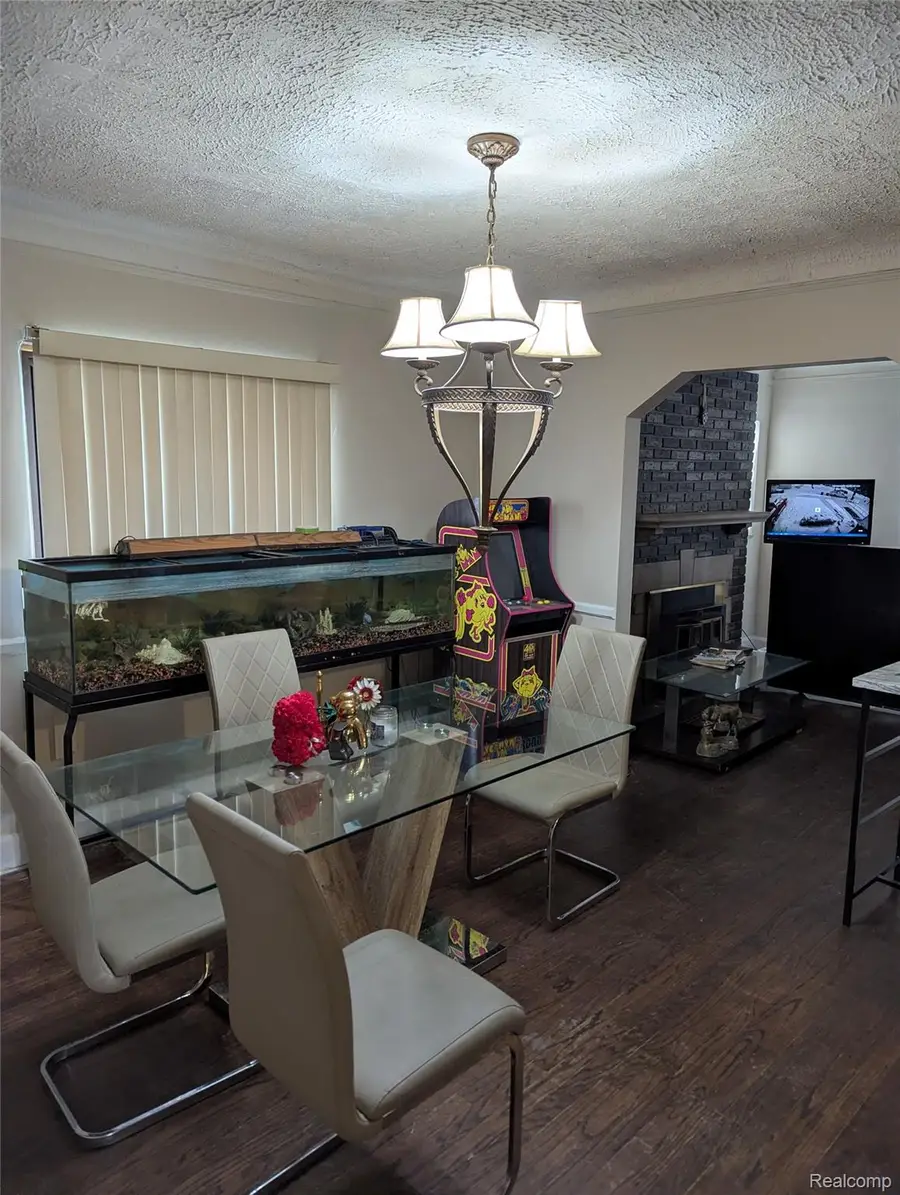 16193 Cruse Street, Detroit, MI 48235 - Image #2