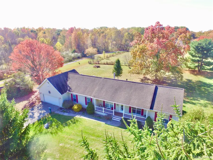 3522 Dexter Trail, Stockbridge, MI 49285 - Image #3