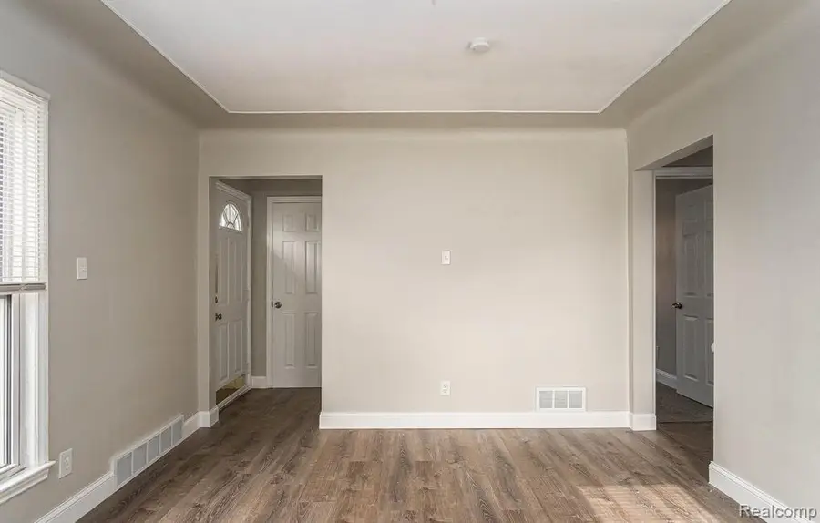 18400 Rutherford Street, Detroit, MI 48235 - Image #3