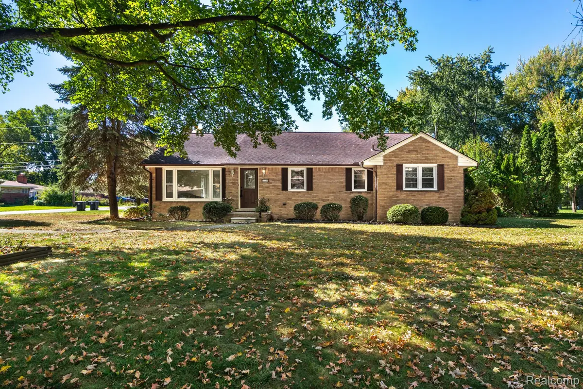 14127 Hillcrest Street, Livonia, MI 48154 - Image #1