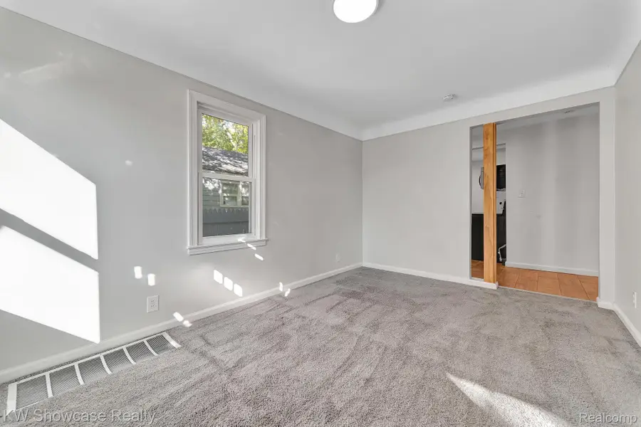 20752 Inkster Road, Southfield, MI 48033 - Image #3