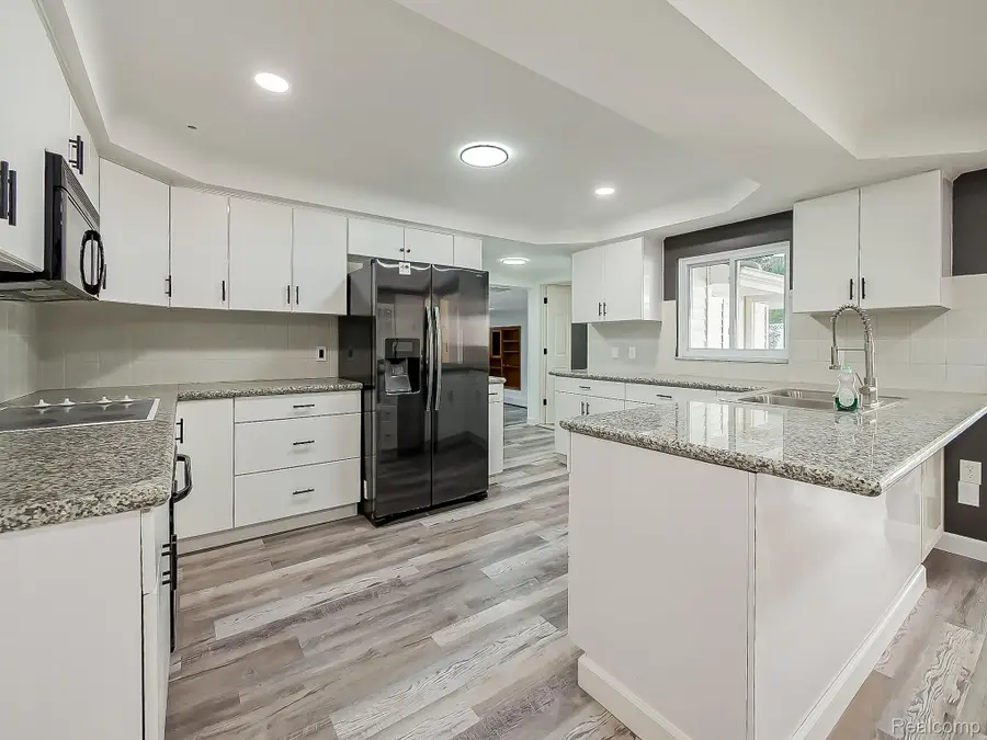 626 Wilwood Road, Rochester Hills, MI 48309 - Image #3