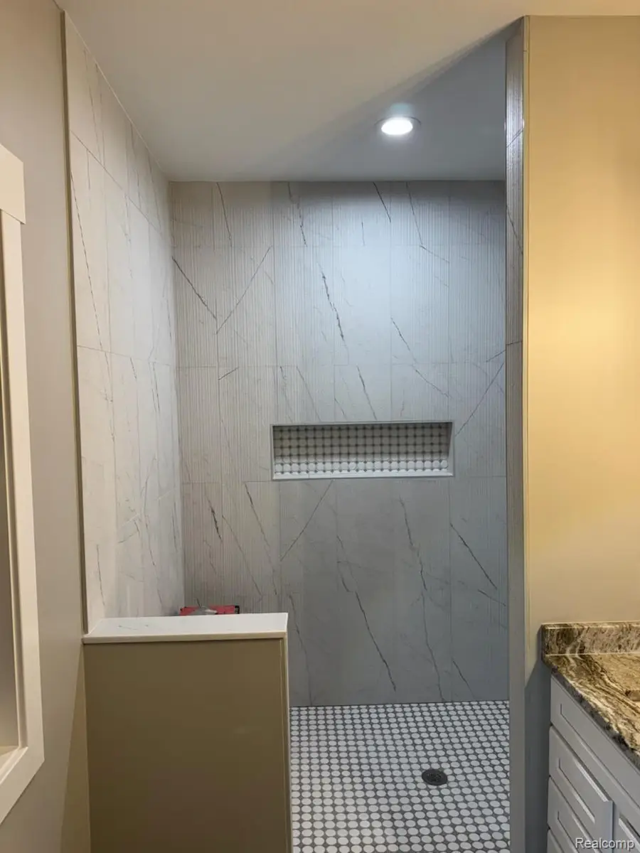 2268 Equestrian Trail Drive, Metamora, MI 48455 - Image #3