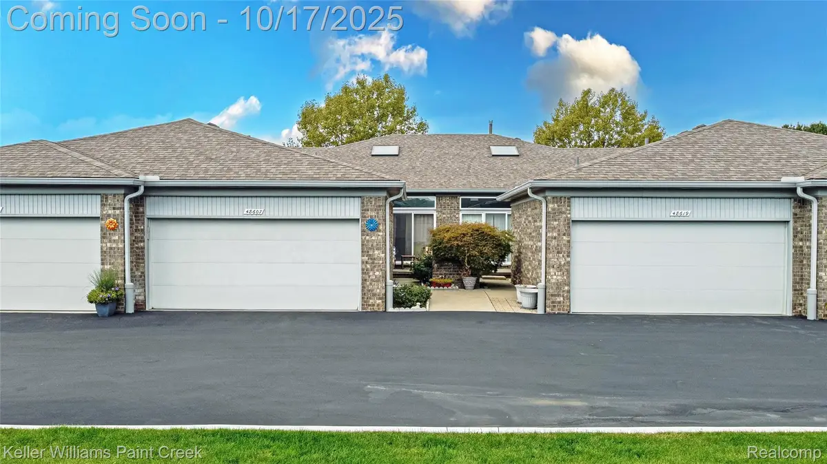 48619 Sugarbush Court, Shelby Charter Township, MI 48315 - Image #1