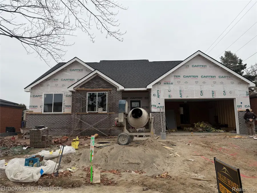 32930 Chalfonte Drive, Warren, MI 48092 - Image #3