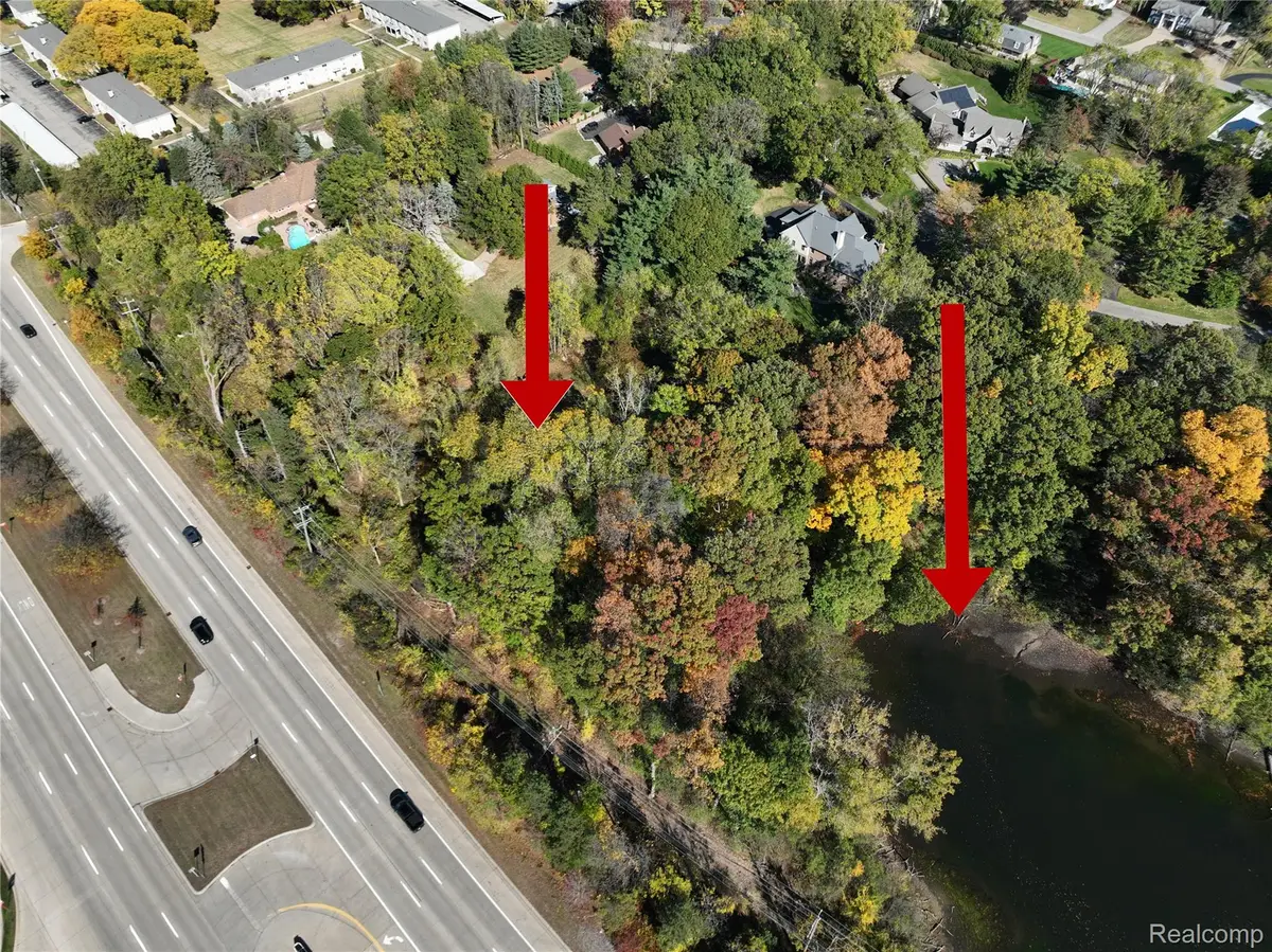 4255 Telegraph Road, Bloomfield, MI 48302 - Image #1