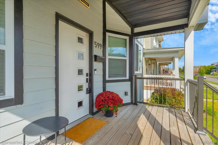 599 Alger Street, Detroit, MI 48202 - Image #3