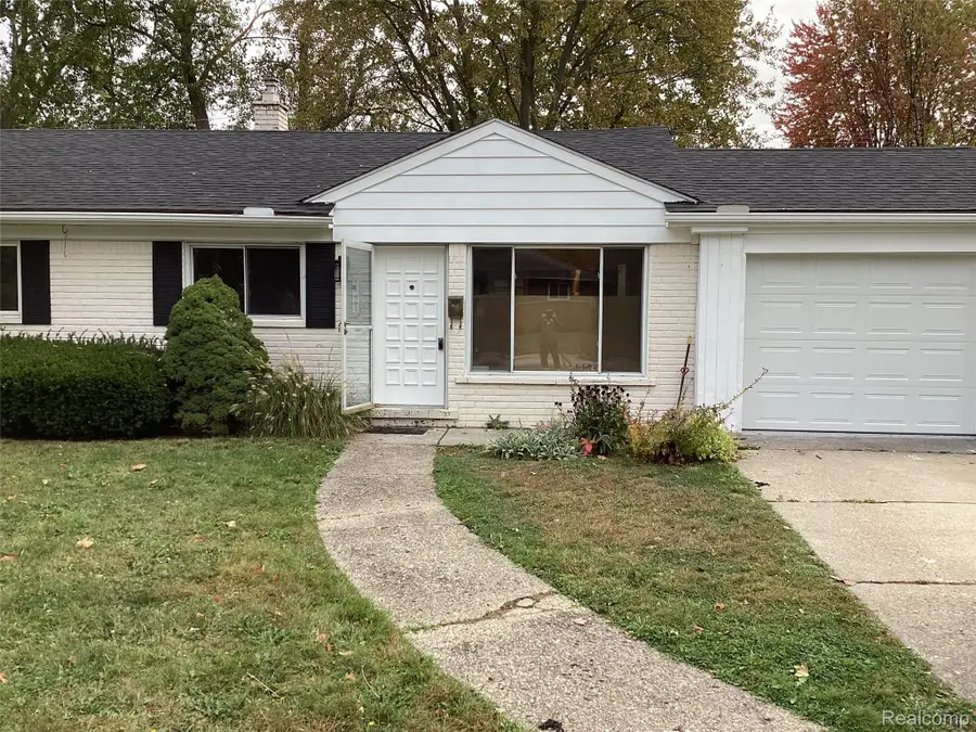 28464 Stuart Avenue, Southfield, MI 48076 - Image #2