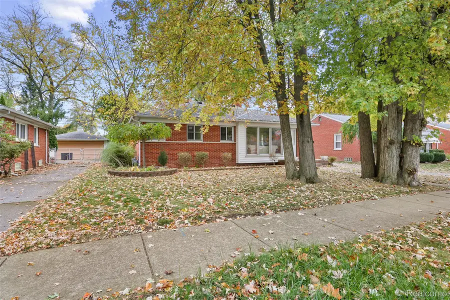 9352 Nathaline Street, Redford, MI 48239 - Image #2