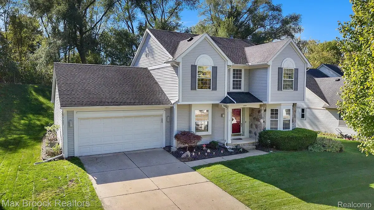 1254 Glenwood Court, Walled Lake, MI 48390 - Image #1