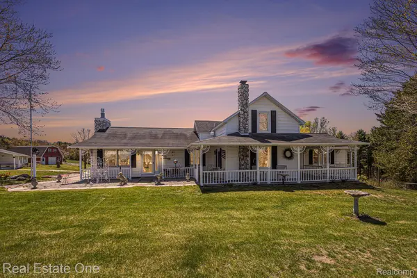 3121 Grace Road, Frankfort, MI 49635