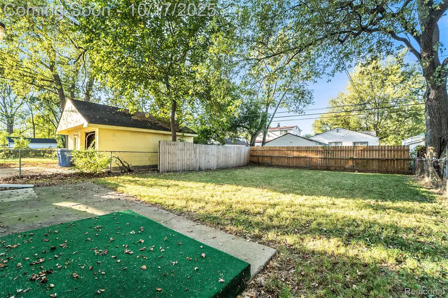 11299 Chalmers Avenue, Warren, MI 48089 - Image #3