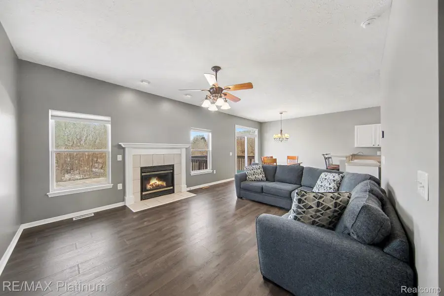 2643 Kerria Drive, Howell, MI 48855 - Image #2