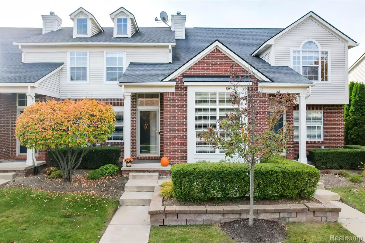 31204 Alexa Drive, Commerce, MI 48390 - Image #1