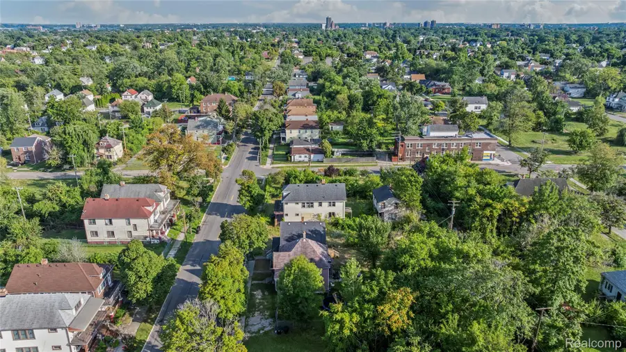 4533 Mcclellan Street, Detroit, MI 48214 - Image #3