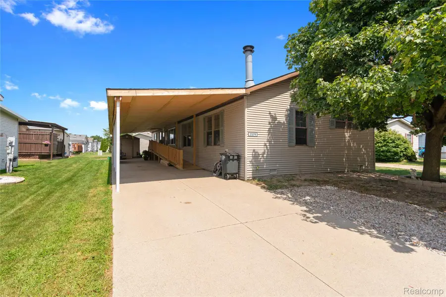 23279 Crystal Drive, Clinton Charter Township, MI 48036 - Image #2