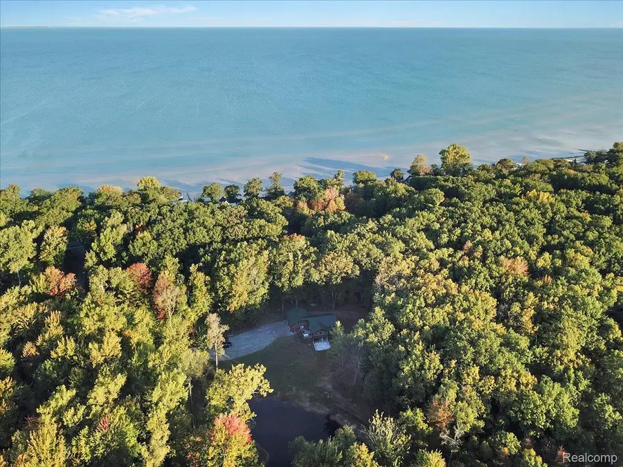 7761 Port Austin Road, Pigeon, MI 48755 - Image #2