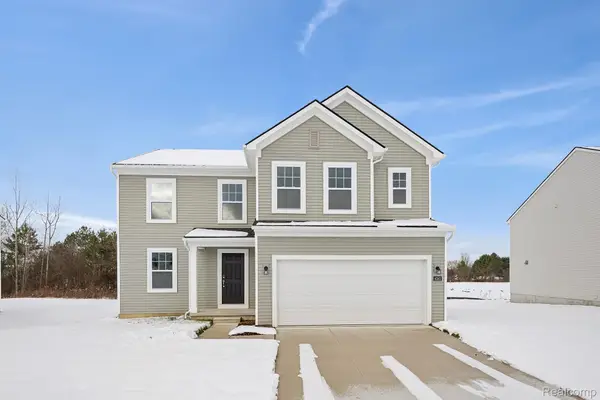 4241 Cedar Lane, GrandBlanc, MI 48439