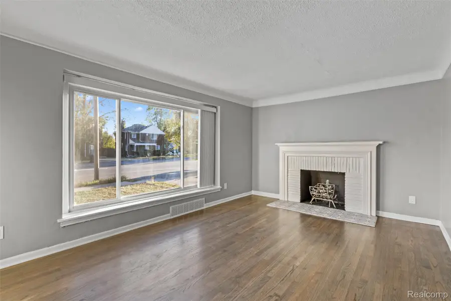 8620 W 7 Mile Road, Detroit, MI 48221 - Image #3