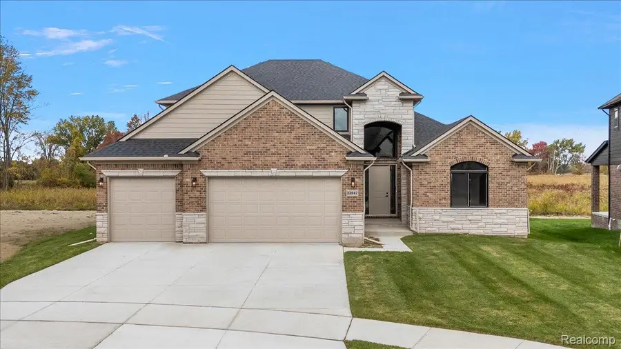 23947 Sawgrass Drive, Macomb, MI 48042 - Image #2