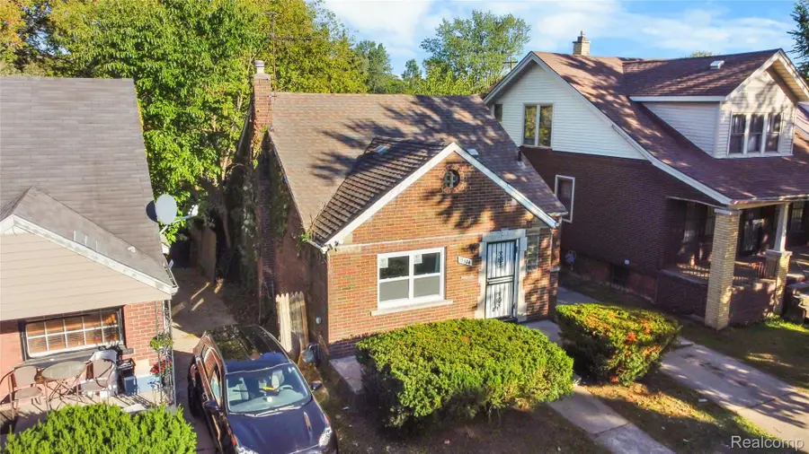 19324 Goulburn Street, Detroit, MI 48205 - Image #2