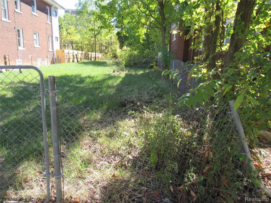 1349 Seward Street, Detroit, MI 48202 - Image #2