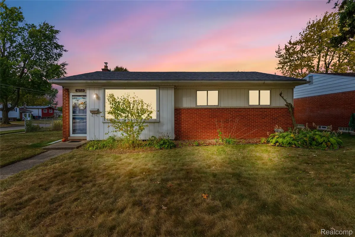 30719 Bradner Drive, Warren, MI 48088 - Image #1