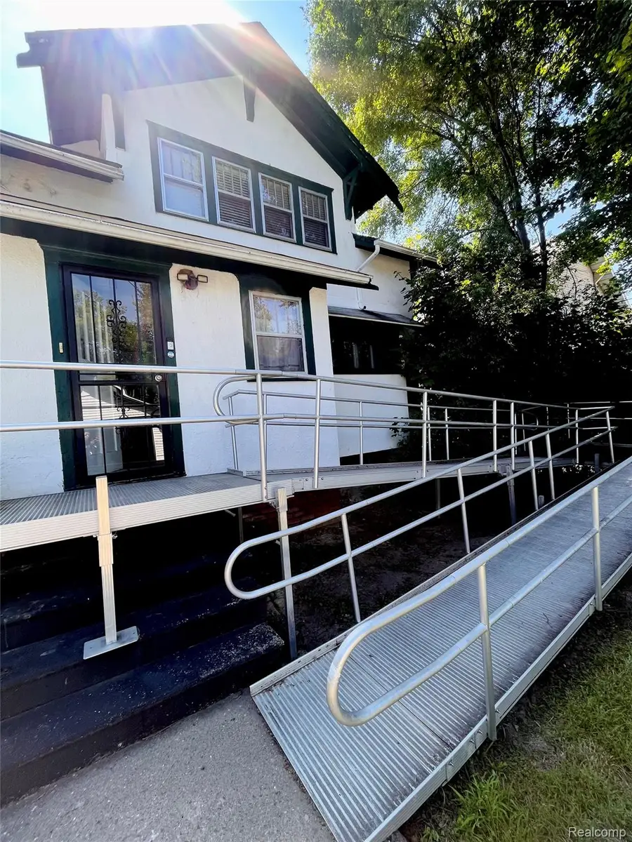 1606 Garland Street, Flint, MI 48503 - Image #2