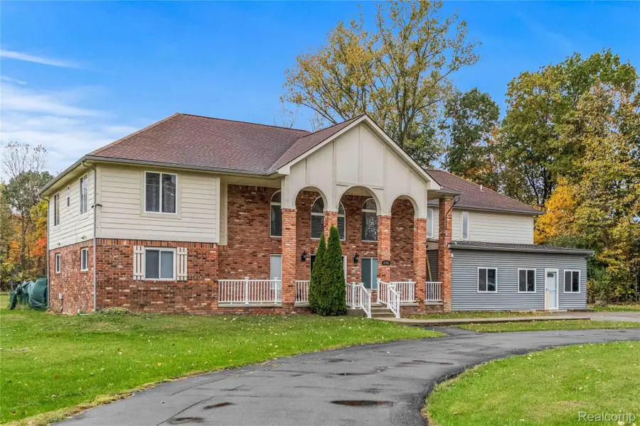 2780 Denton Road, Canton, MI 48188 - Image #2