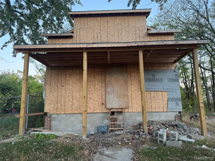 17586 Gable Street, Detroit, MI 48212 - Image #2