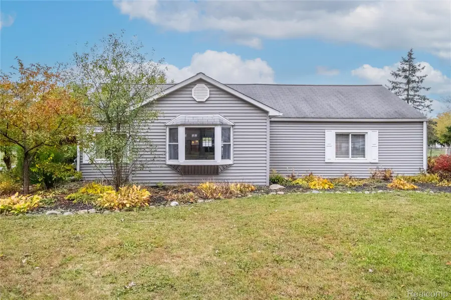 3365 Eastdale Drive, Flint, MI 48506 - Image #2