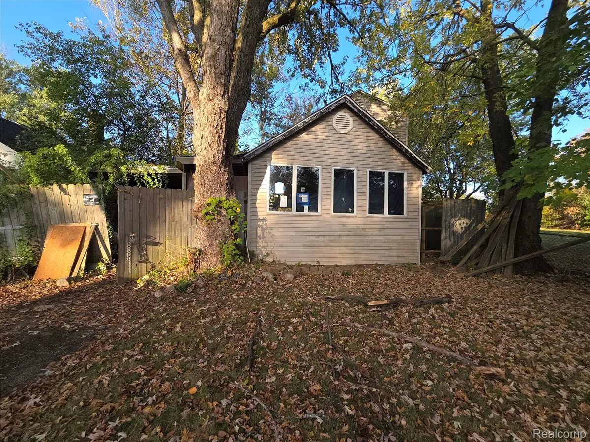 509 Cameron Avenue, Pontiac, MI 48342 - Image #1