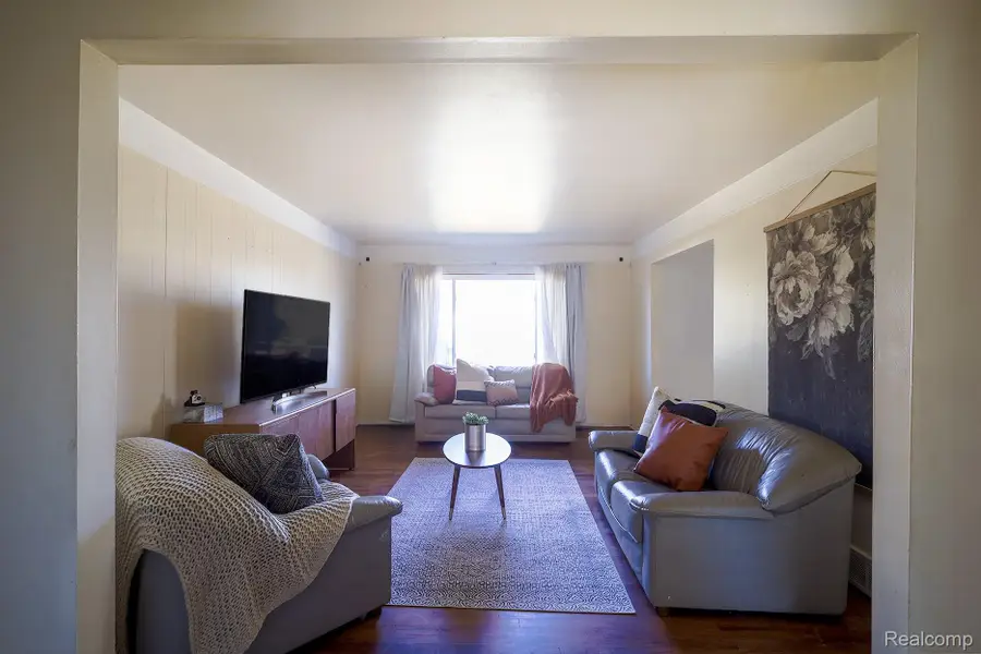 14021 Huff Drive, Warren, MI 48088 - Image #3